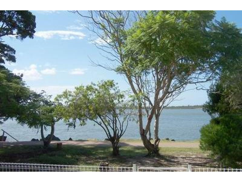 28 Burrum Street, Burrum Heads QLD 4659