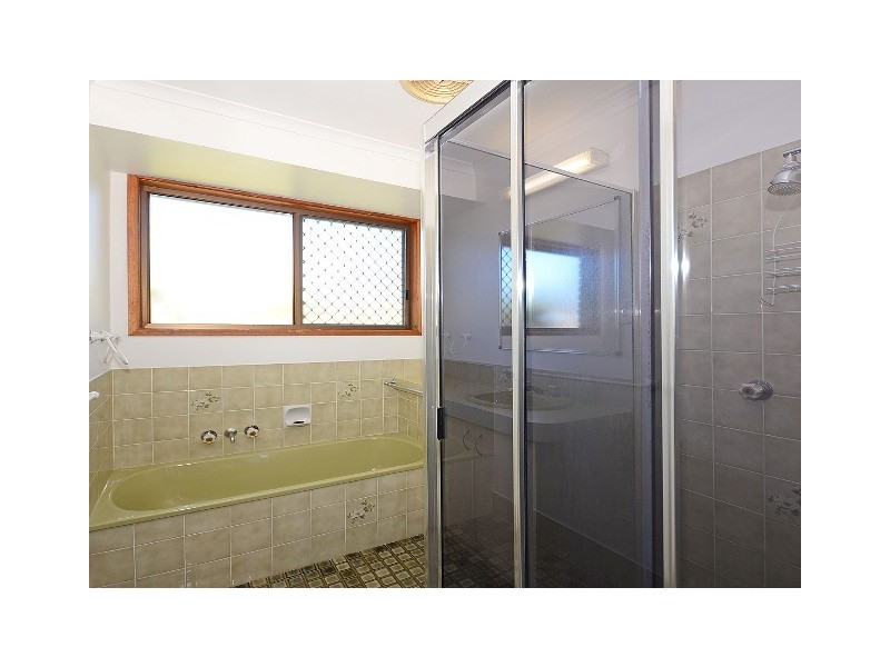 96 Riverview Drive, Burrum Heads QLD 4659