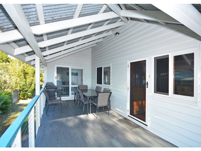 42 Esplanade, Burrum Heads QLD 4659