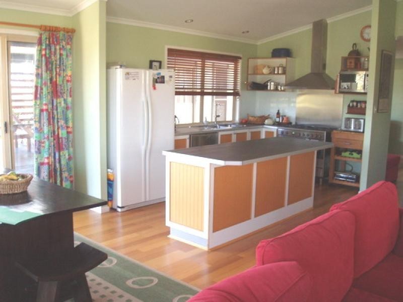 37 Traviston Way, Burrum Heads QLD 4659