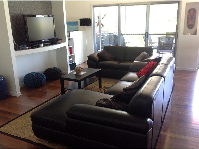 69 Kingfisher Pde, Toogoom QLD 4655
