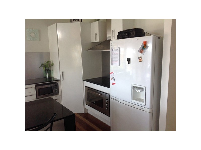 69 Kingfisher Pde, Toogoom QLD 4655