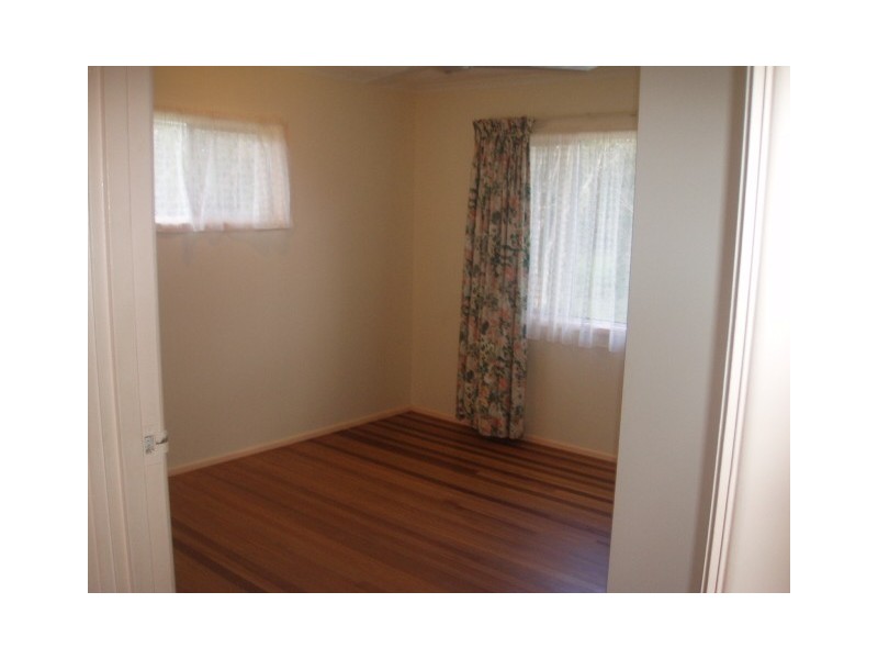 34 Burrum Heads Road, Burrum Heads QLD 4659