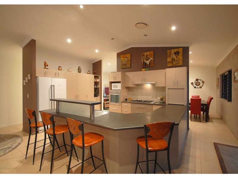 11 Lucas Drive, Burrum Heads QLD 4659