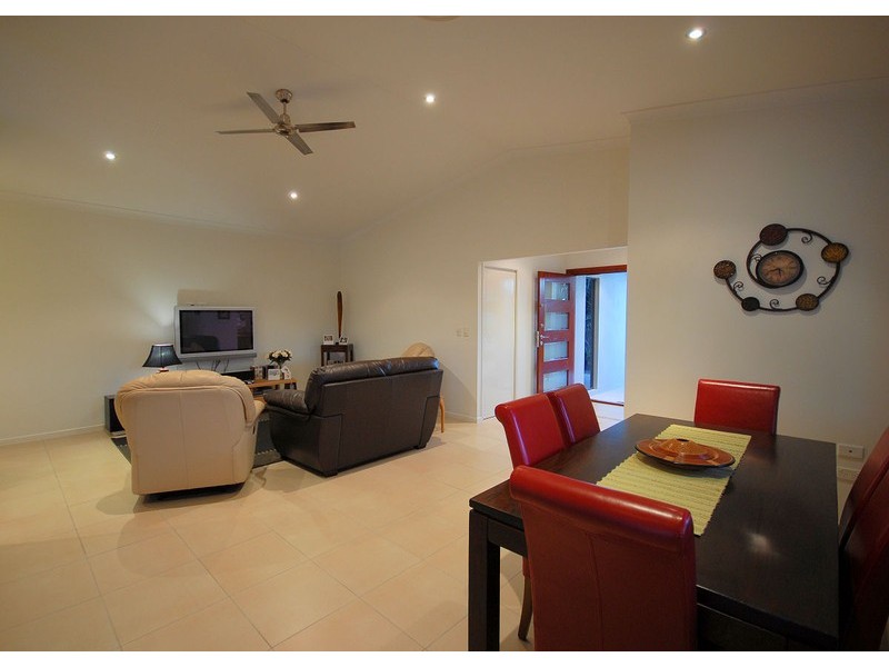 11 Lucas Drive, Burrum Heads QLD 4659