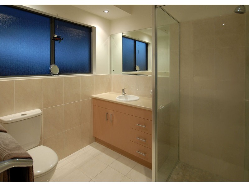 11 Lucas Drive, Burrum Heads QLD 4659