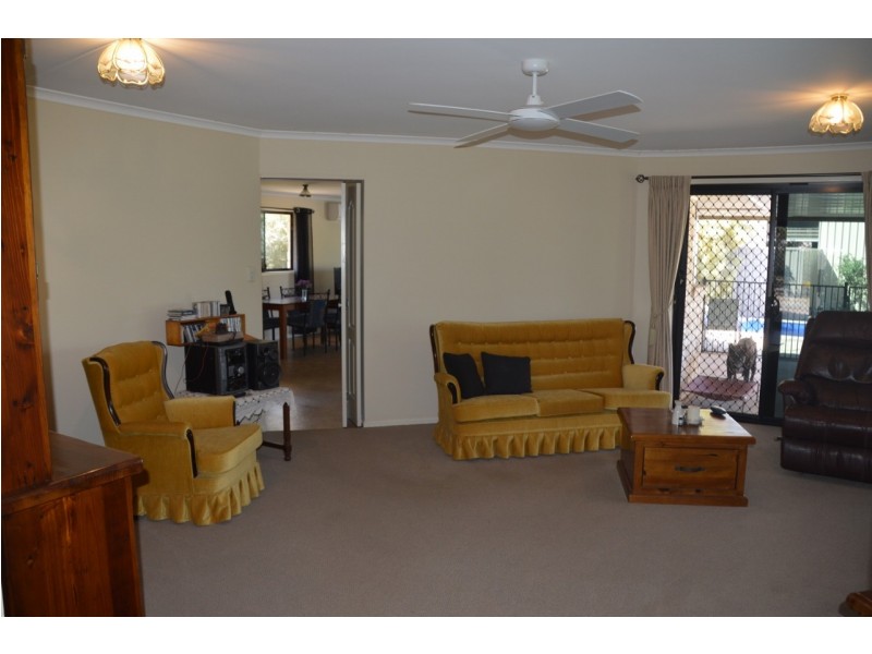 1 Brypat Close, Burrum Heads QLD 4659