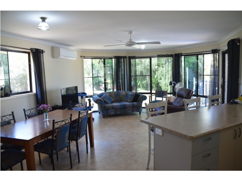 1 Brypat Close, Burrum Heads QLD 4659