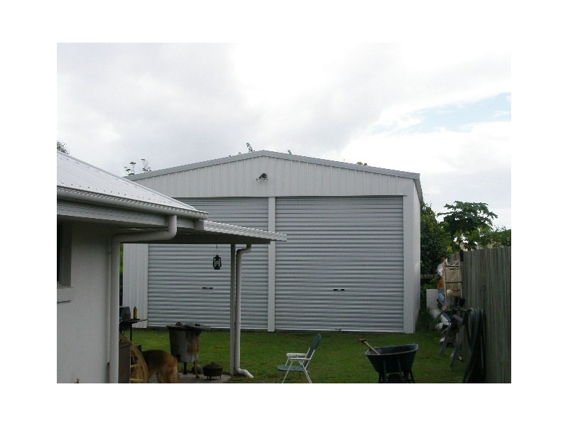 16 Beach Drive, Burrum Heads QLD 4659