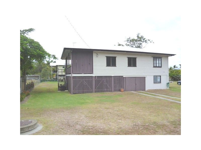 6 Burrum Heads Road, Burrum Heads QLD 4659