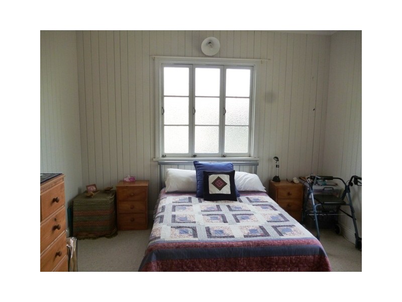 6 Burrum Heads Road, Burrum Heads QLD 4659