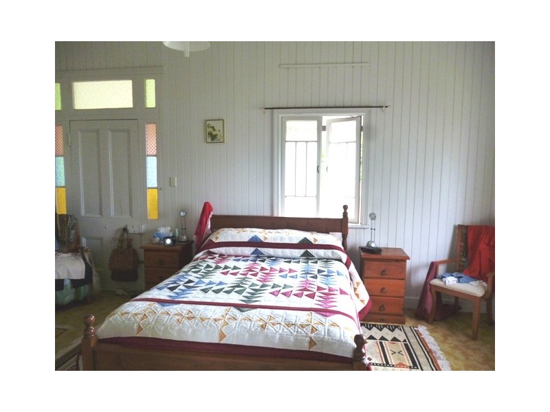 6 Burrum Heads Road, Burrum Heads QLD 4659