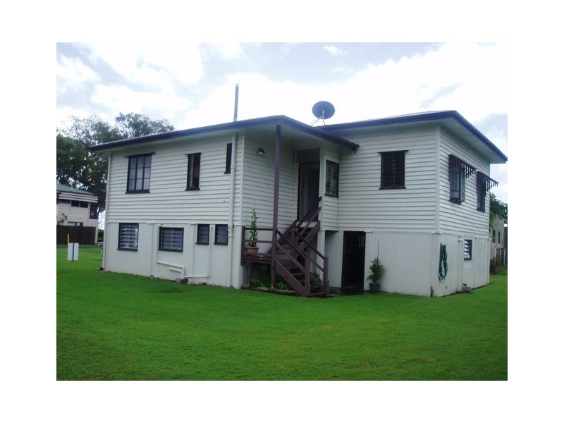 6 Burrum Heads Road, Burrum Heads QLD 4659