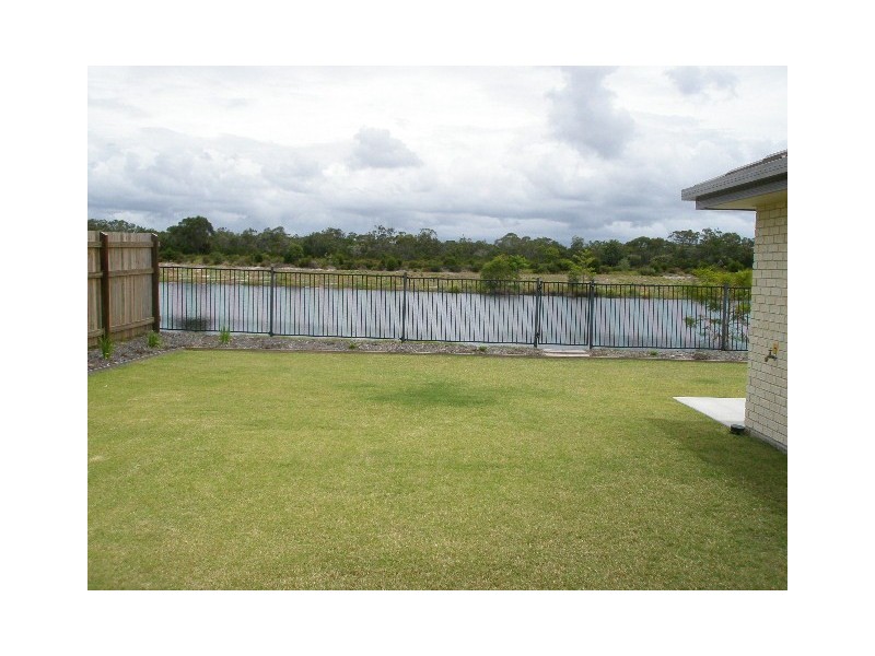 16 Honey Myrtle Close, Burrum Heads QLD 4659