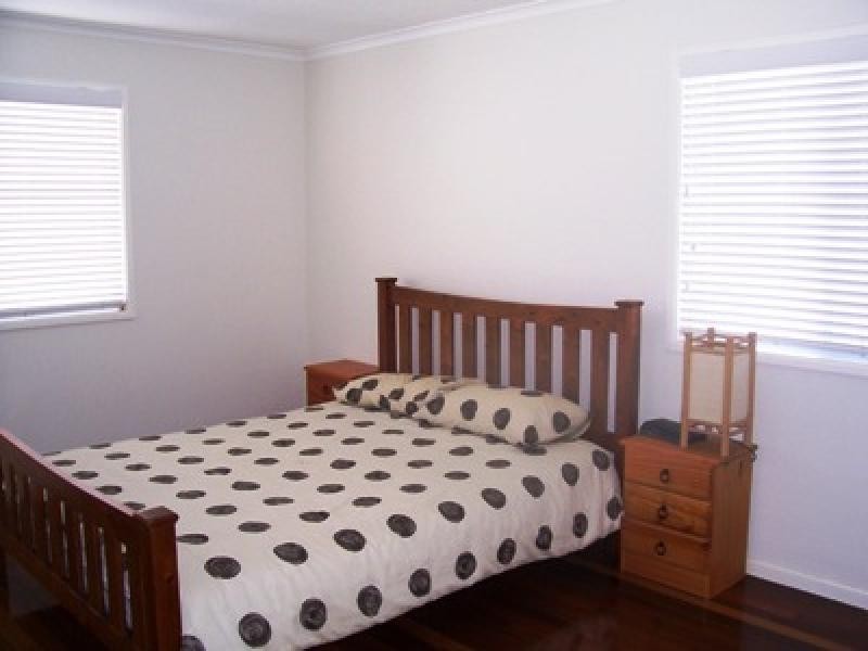 61 Kingfisher Pde, Toogoom QLD 4655