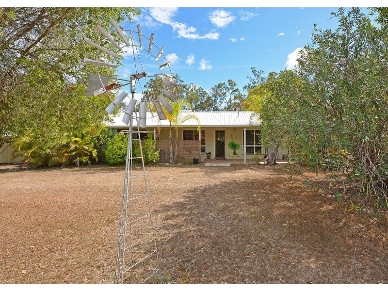 29 Raintree Ave, Burrum Heads QLD 4659