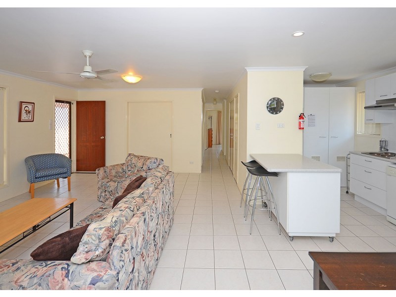 66 Kingfisher Pde, Toogoom QLD 4655