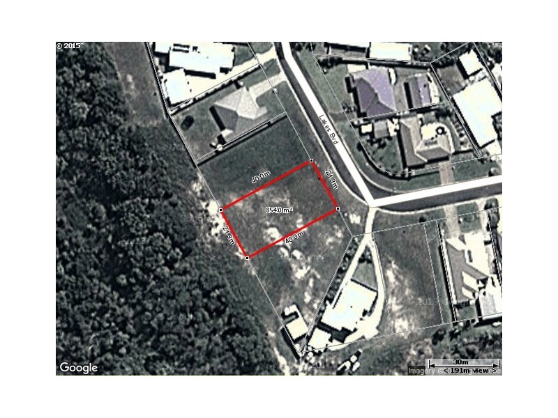 13 Lakes Blvd, Burrum Heads QLD 4659