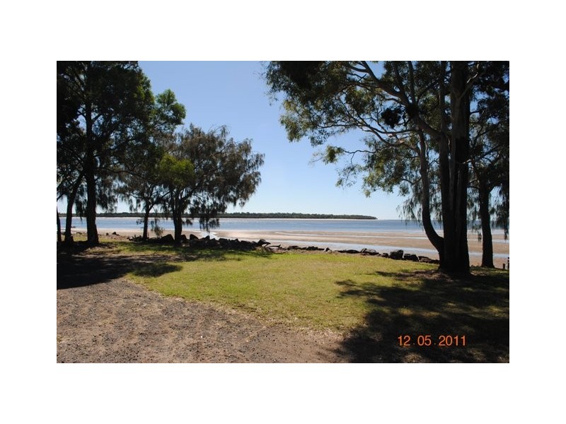 Villa 4, 80 Burrum Steet, Burrum Heads QLD 4659