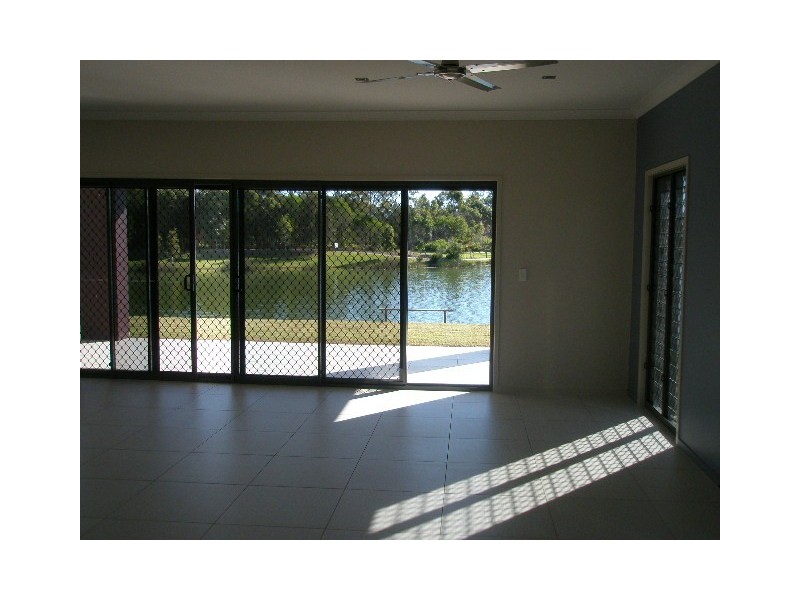 103 Northshore Ave, Toogoom QLD 4655