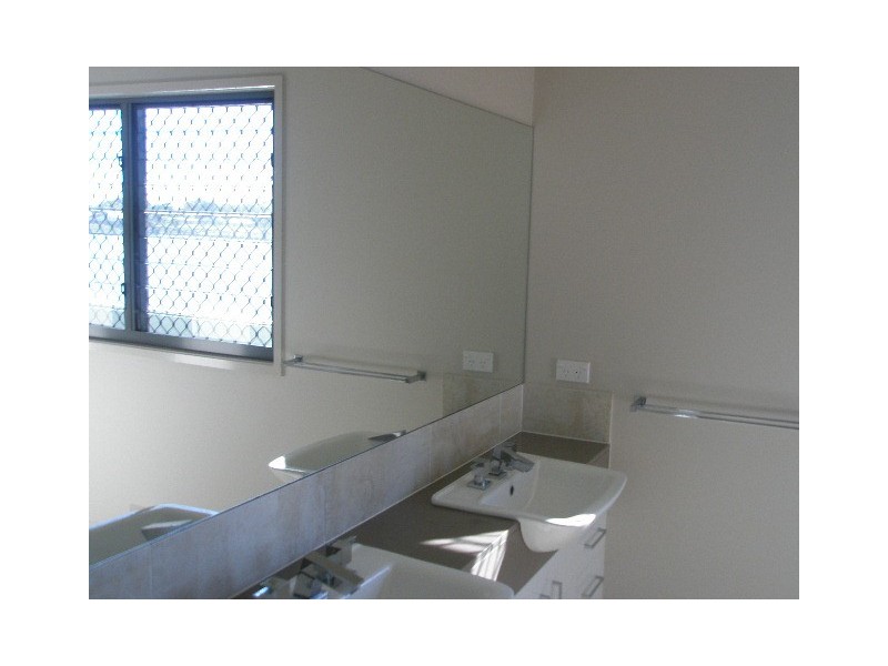 103 Northshore Ave, Toogoom QLD 4655