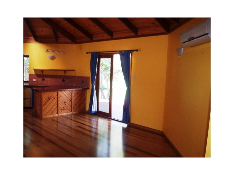 20 Reis Road, Toogoom QLD 4655