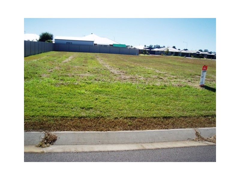 23 NOEME STREET, Burrum Heads QLD 4659