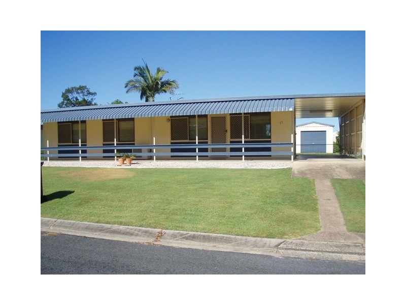 77 Riverview Drive, Burrum Heads QLD 4659