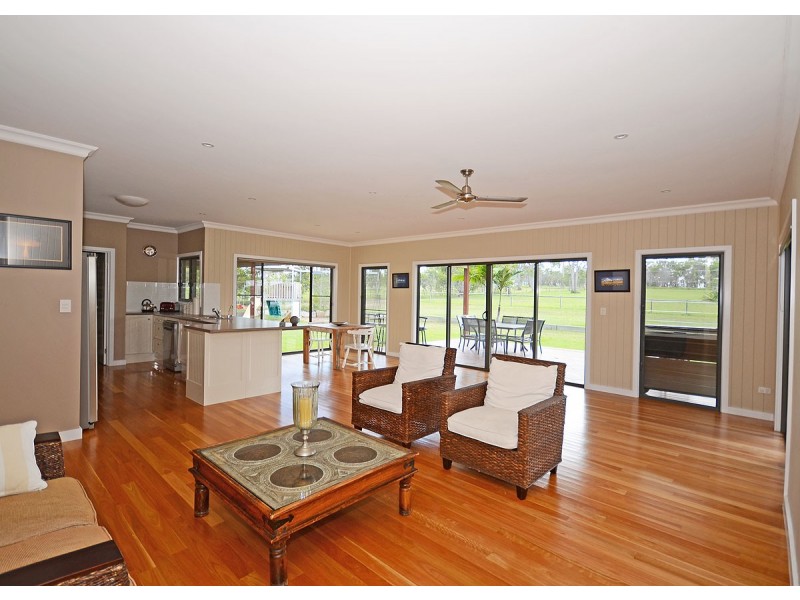 12 Oakes Drive, Burrum Heads QLD 4659