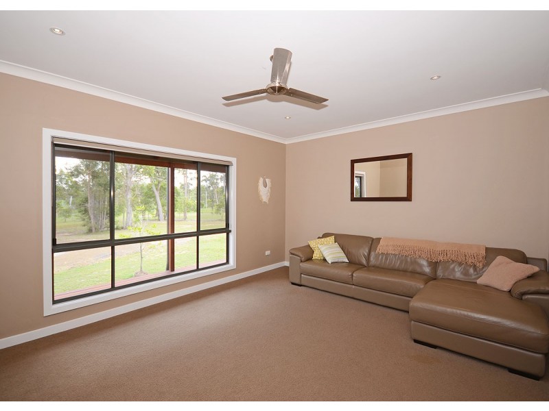 12 Oakes Drive, Burrum Heads QLD 4659