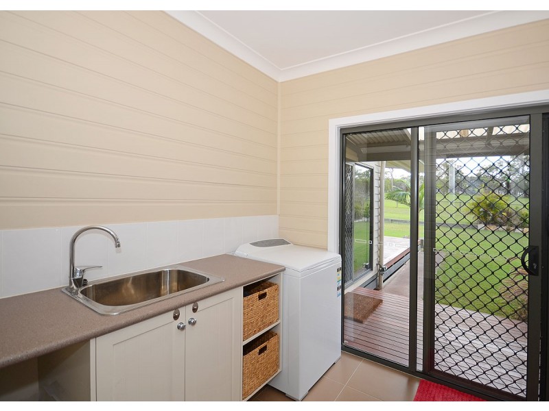 12 Oakes Drive, Burrum Heads QLD 4659
