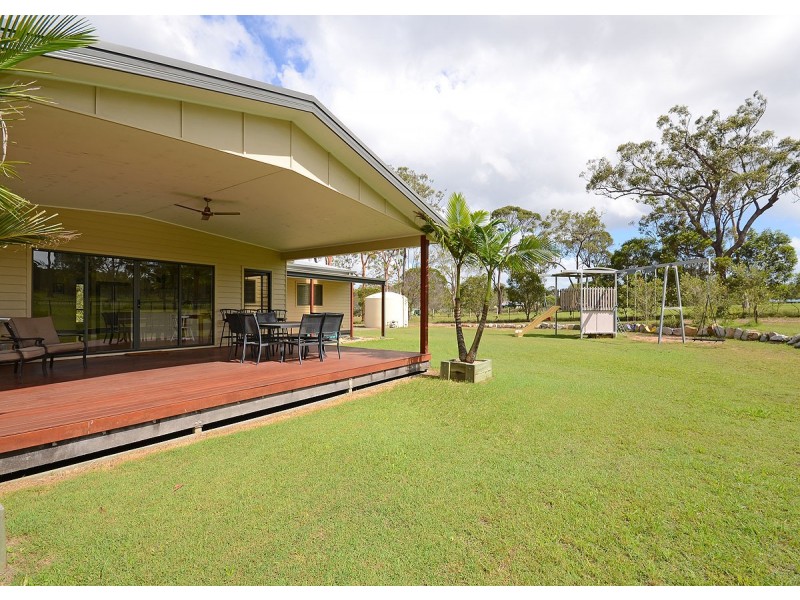 12 Oakes Drive, Burrum Heads QLD 4659