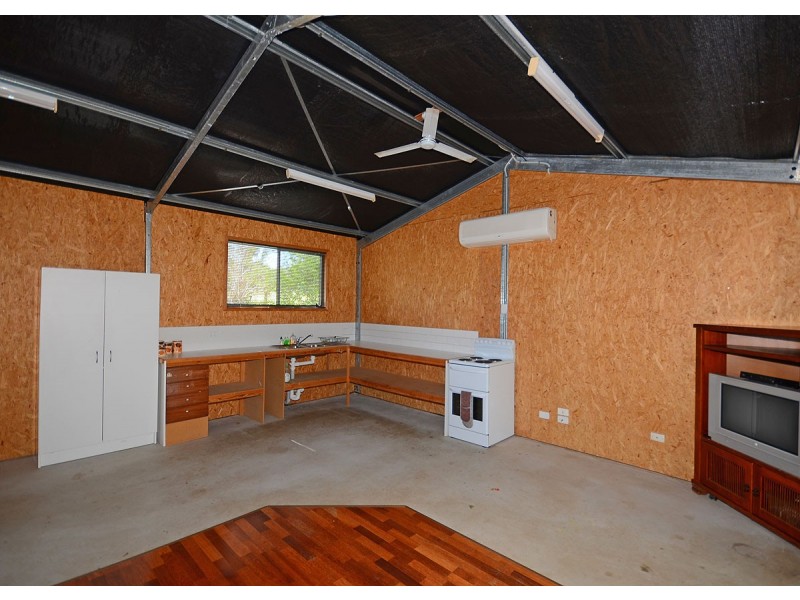 12 Oakes Drive, Burrum Heads QLD 4659