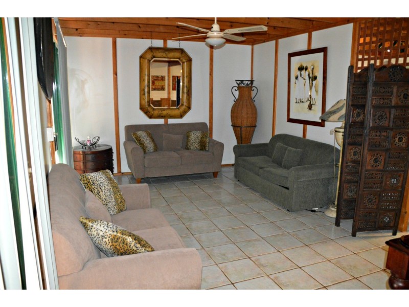 112 Kingfisher Pde, Toogoom QLD 4655