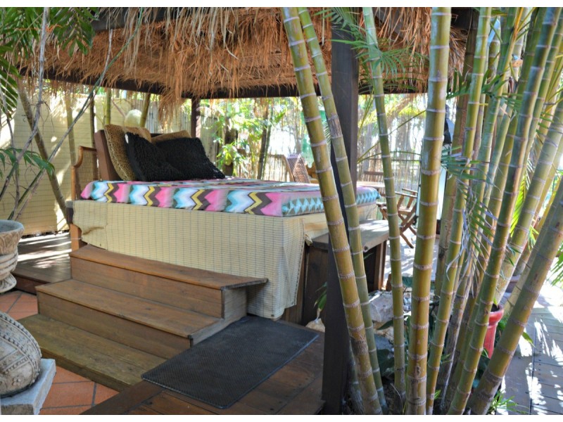 112 Kingfisher Pde, Toogoom QLD 4655