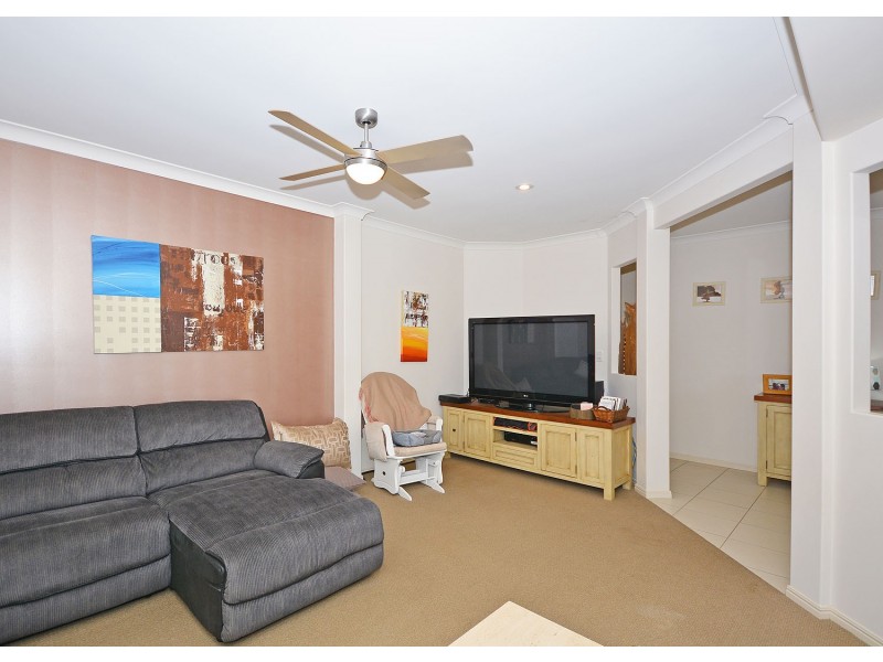 61 Beach Drive, Burrum Heads QLD 4659