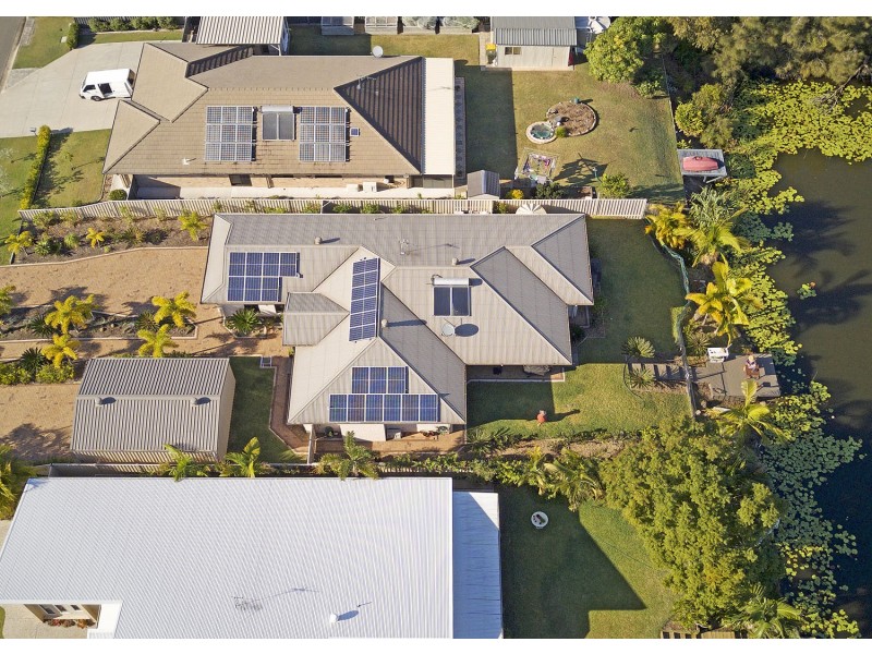 61 Beach Drive, Burrum Heads QLD 4659