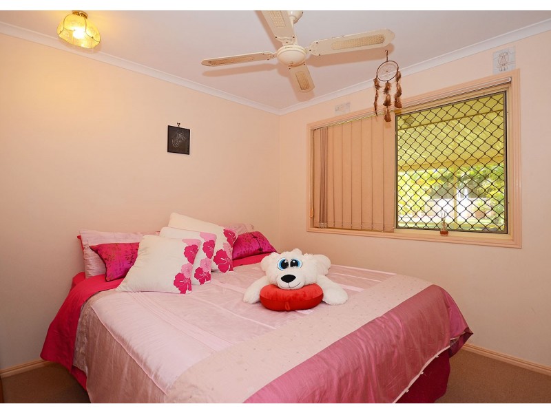 1 Oakes Drive, Burrum Heads QLD 4659