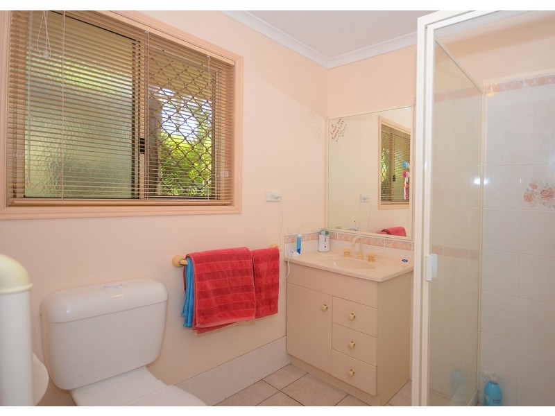 1 Oakes Drive, Burrum Heads QLD 4659