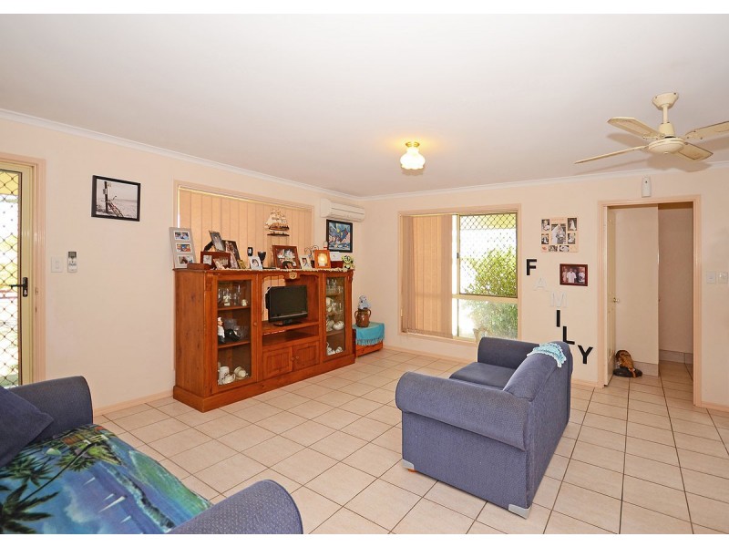 1 Oakes Drive, Burrum Heads QLD 4659