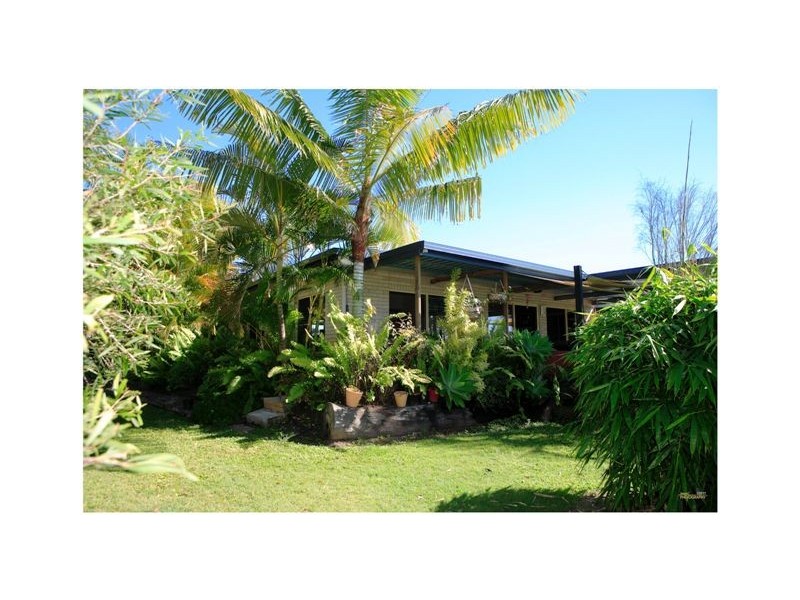 300  Pacific Haven Crct, Pacific Haven QLD 4659