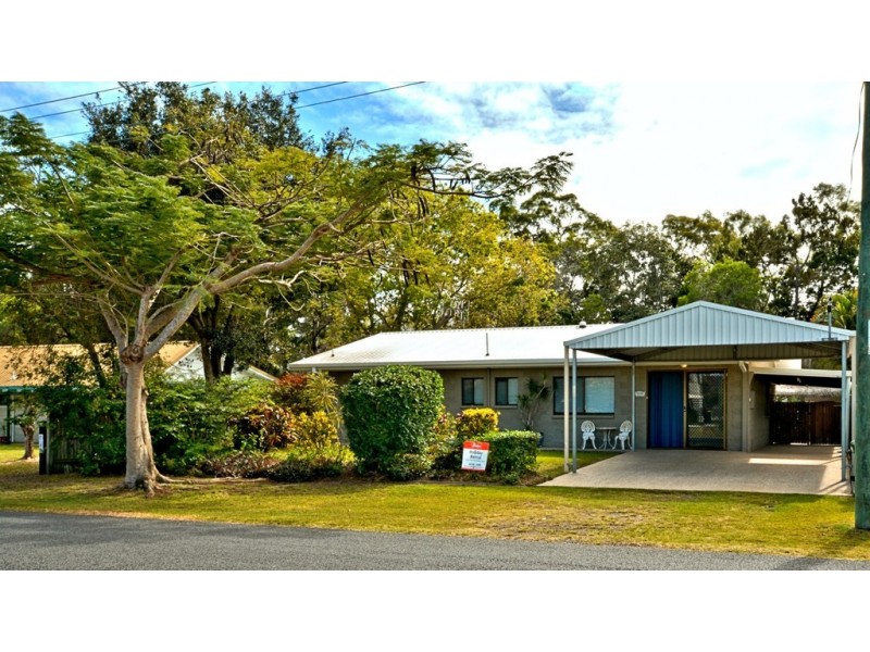 108 Kingfisher Pde, Toogoom QLD 4655
