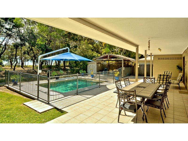 108 Kingfisher Pde, Toogoom QLD 4655