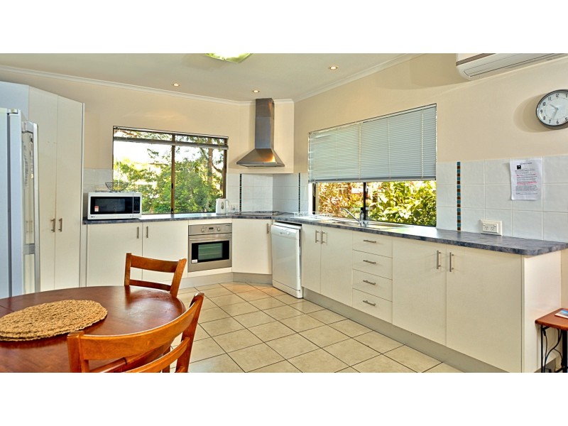108 Kingfisher Pde, Toogoom QLD 4655