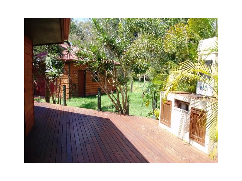 20 Ries Road, Toogoom QLD 4655