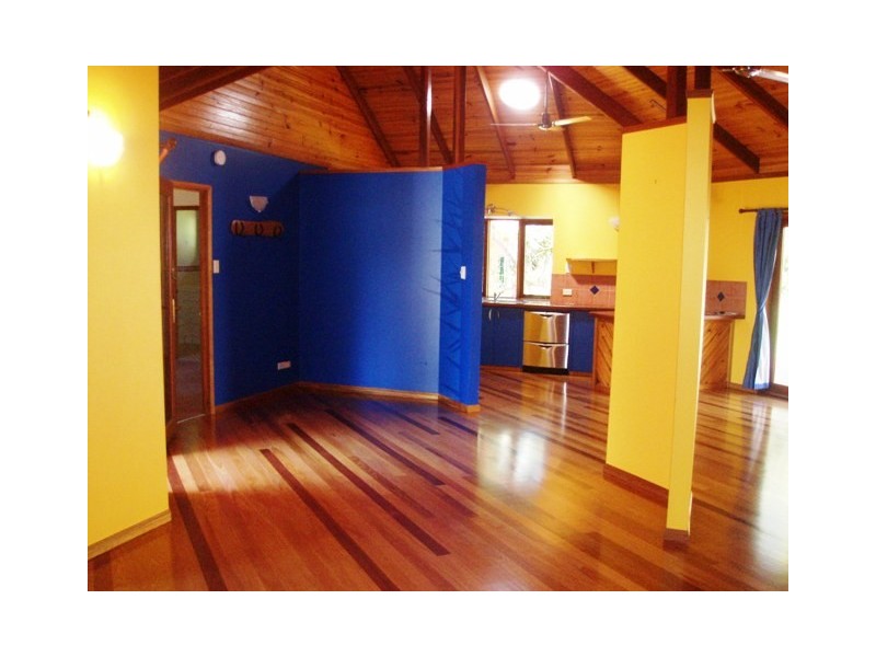 20 Ries Road, Toogoom QLD 4655