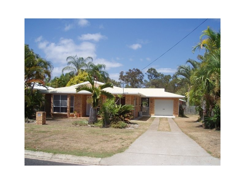 125 Burrum Street, Burrum Heads QLD 4659