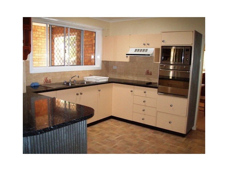 125 Burrum Street, Burrum Heads QLD 4659