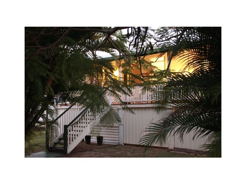 85 Burrum Street, Burrum Heads QLD 4659