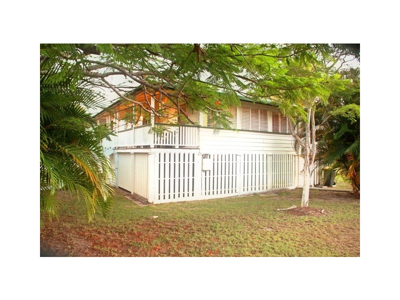85 Burrum Street, Burrum Heads QLD 4659